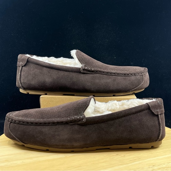 Koolaburra Other - KOOLABURRA BY UGG MEN’S TIPTON EMBOSS 1119273 SIZES CHOCOLATE BROWN/ BRAND NEW